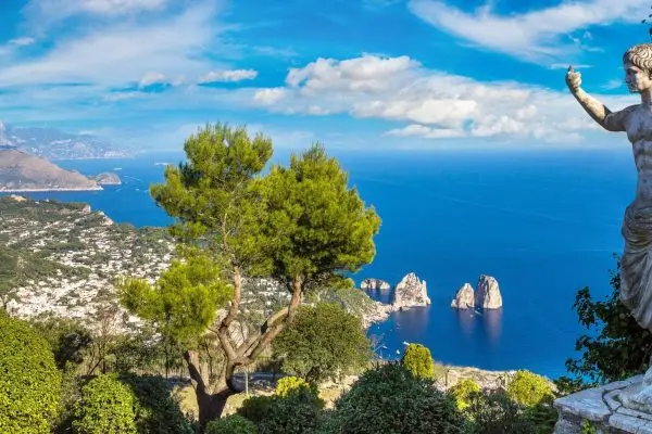 Giro dell'isola di Capri in barca