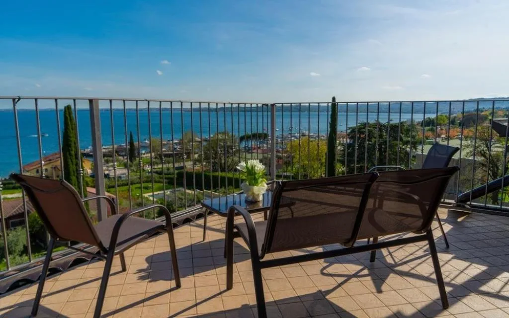 Veranda Camera Panoramic