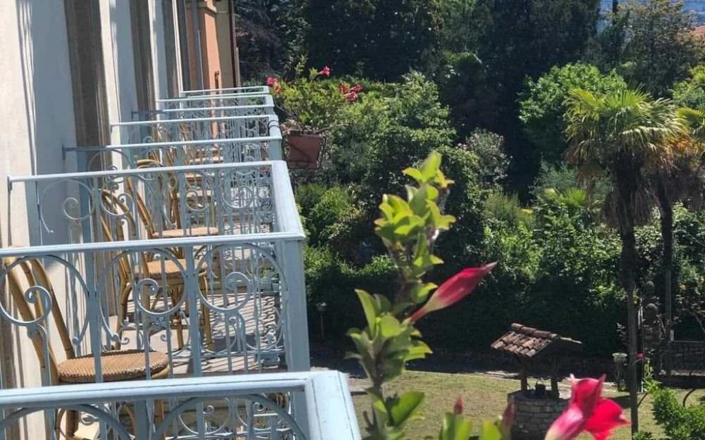 Esterno