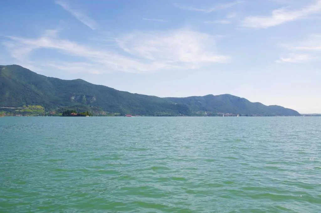 Lago
