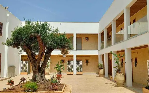 Hotel Baitan