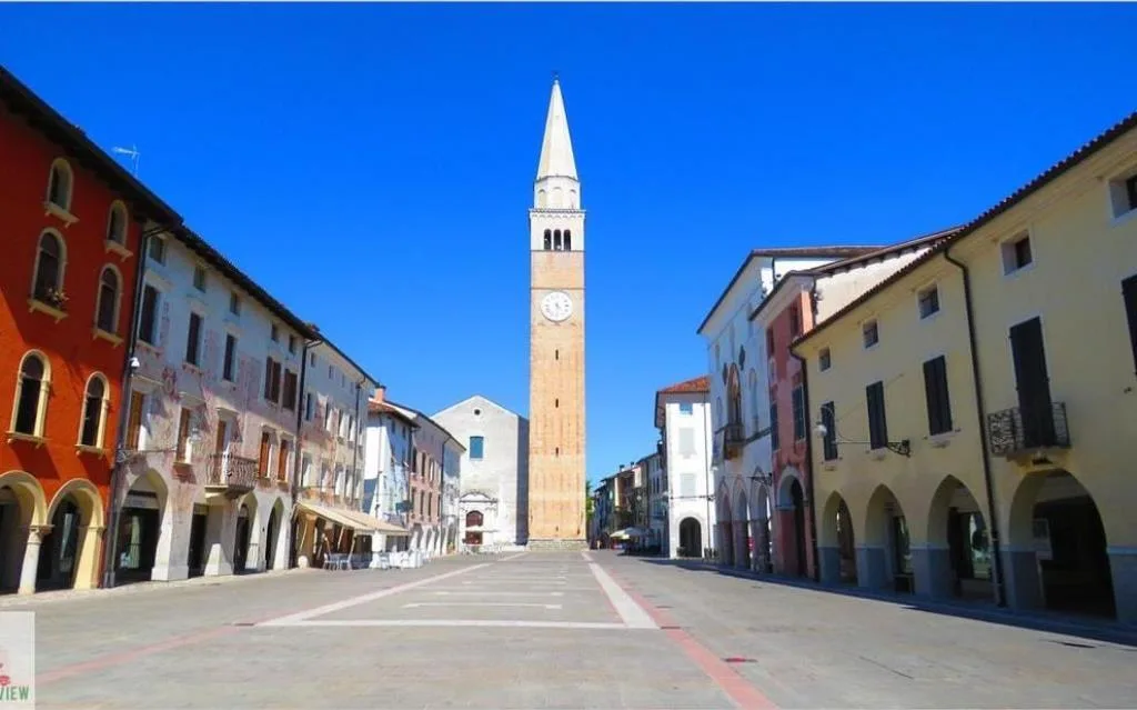 Foto Piazza