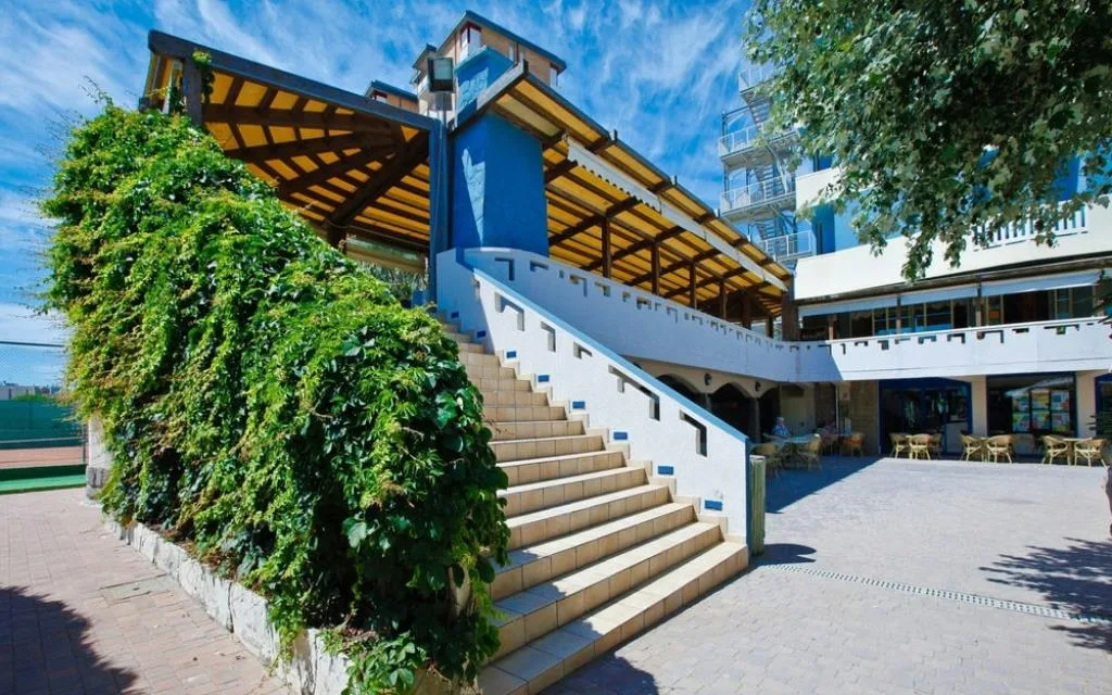 esterno