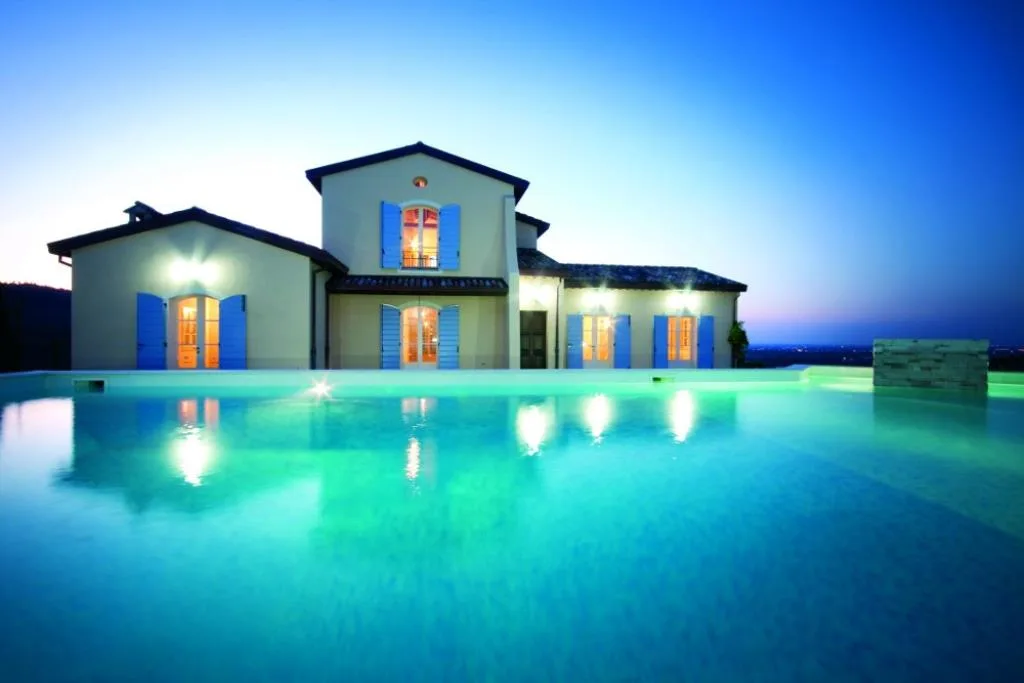 Piscina