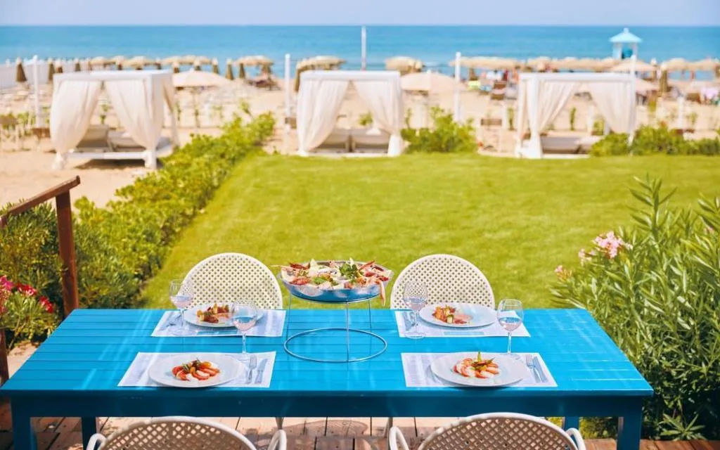 Beach Club