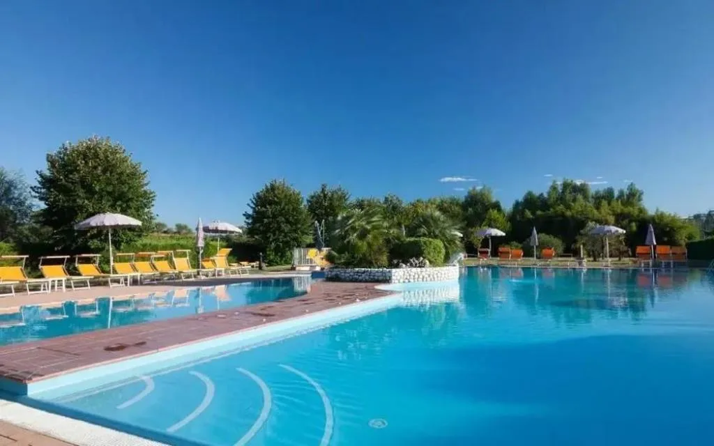 Piscina