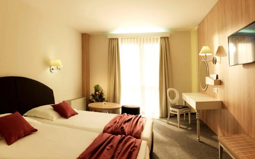 Hotel Mirna