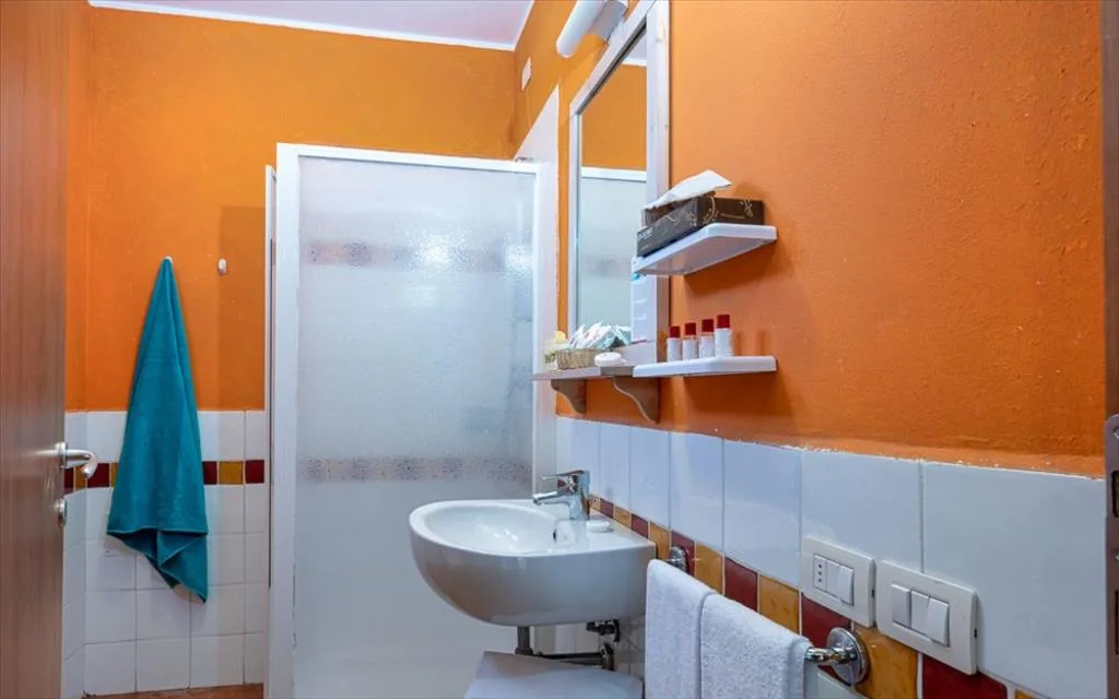 Bagno Trilocale