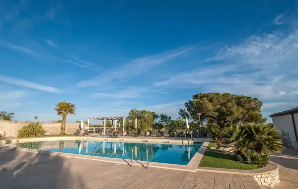 Artemisia Resort