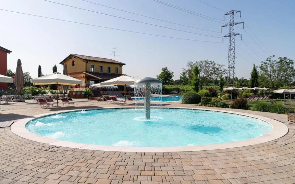 Piscina
