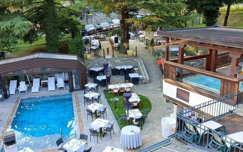 Piscina