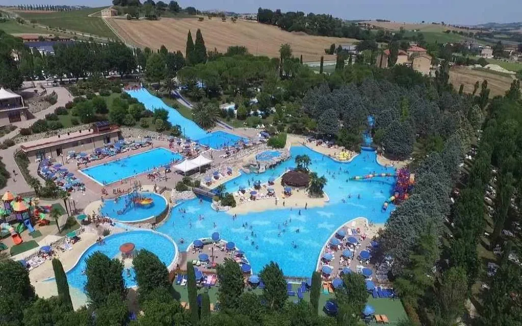 Piscina