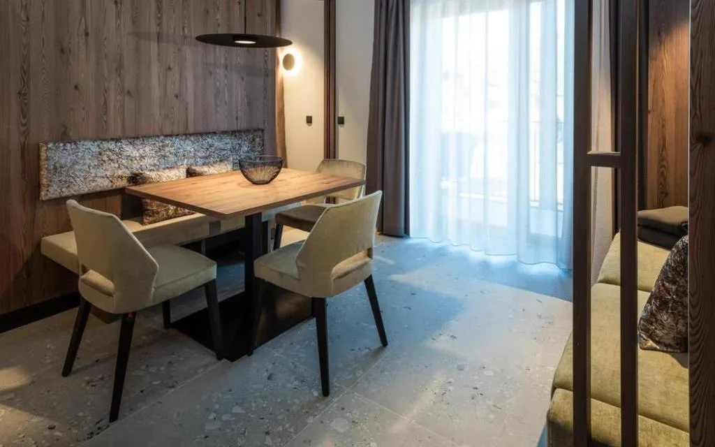 Camera Junior Suite