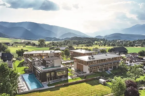 FALKENSTEINER HOTEL KRONPLATZ