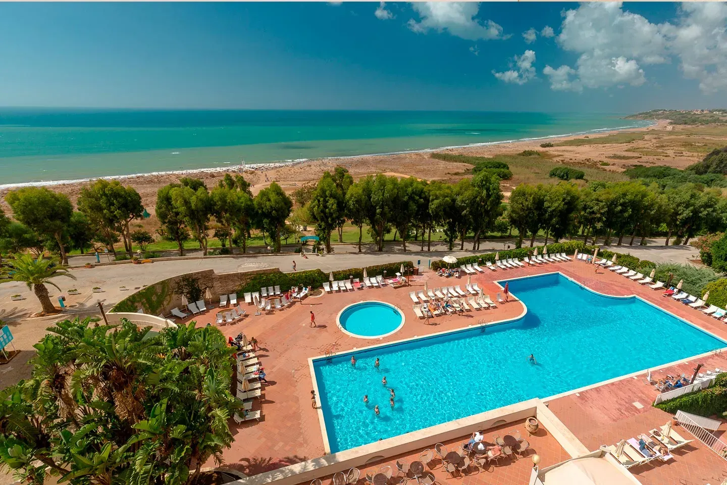Paradise Beach Resort
