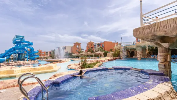 Faraana Heights Aquapark Resort