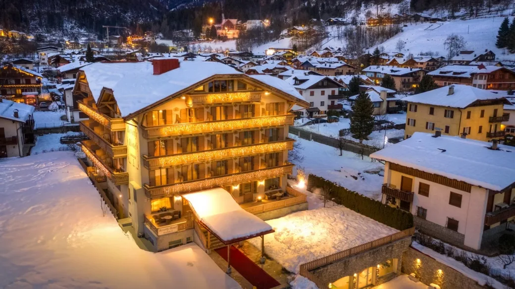 Beverly Alps Hotel & SPA