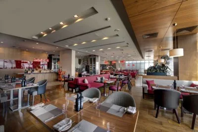Radisson Blu Hotel Barsha Heights
