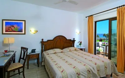 Hotel Geraniotis