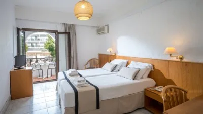 Hotel Heronissos