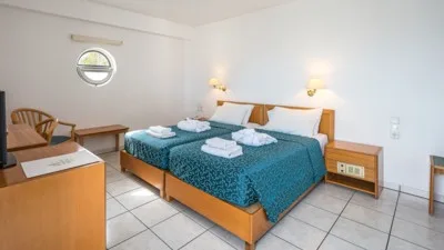 Hotel Heronissos
