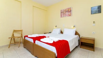 Hotel Triton