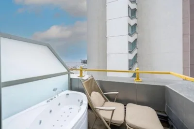 Ramada By Wyndham Istanbul Pera