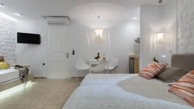 Spiros Hotel