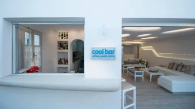 Spiros Hotel
