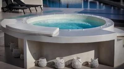 Mar n Mar Crown Hotel & Suites