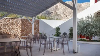 Mar n Mar Crown Hotel & Suites