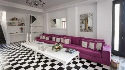 Mar n Mar Crown Hotel & Suites