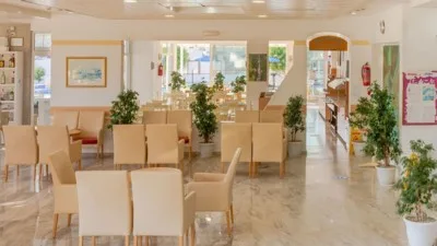 Tropical Sol Hotel