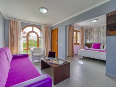 Eò Suite Hotel Jardin Dorado