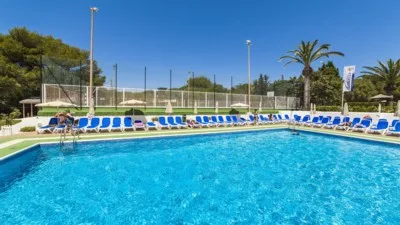 Hotel Globales Calan Blanes