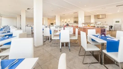 Hotel Globales Calan Blanes