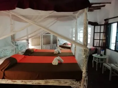 Aquarius Club International Resort