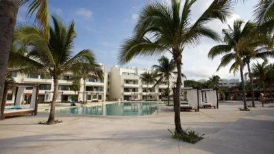 Akumal Bay Beach & Wellness Resort