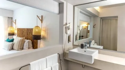 Lagoon Attitude Resort