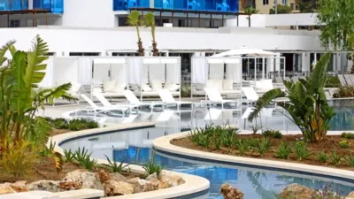 Hotel BG Tonga Tower Design Hotel & Suite