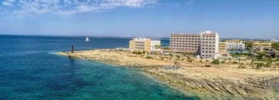 Universal Hotel Romantica