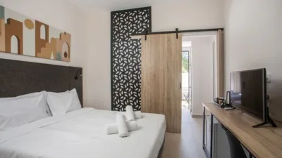 Aiora Aqua Resort