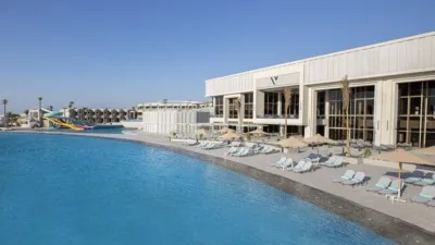 The V Hotel (ex Pyramisa Beach Resort)