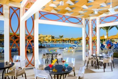 Royal Albatros Moderna Beach Resort & Spa