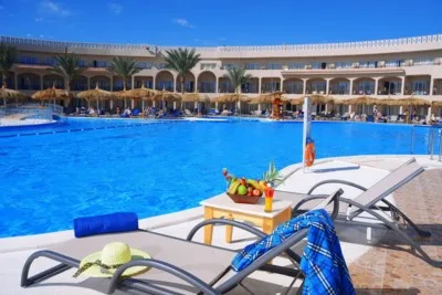 Royal Albatros Moderna Beach Resort & Spa