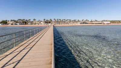 Edge by Rotana Sea Beach Resort