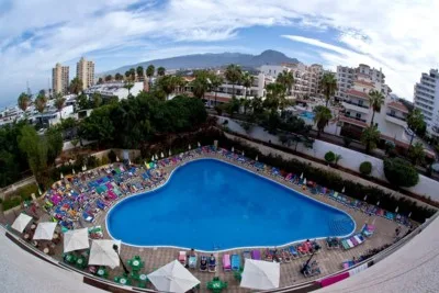 Piramides Resort