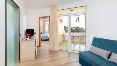 Hotel Troya