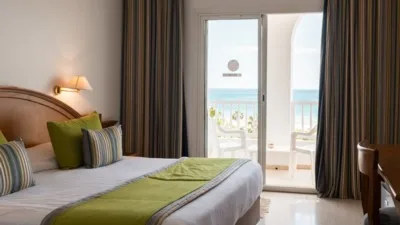 Yadis Hammamet