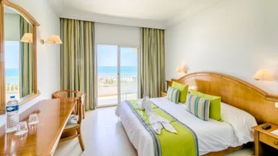 Yadis Hammamet